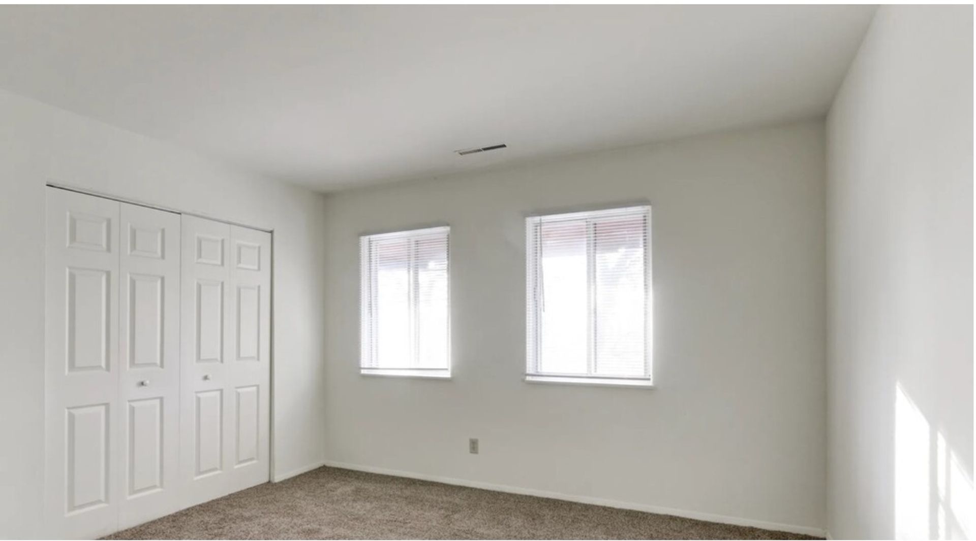 Elkhart Green Apartments master bedroom in Elkhart, IN