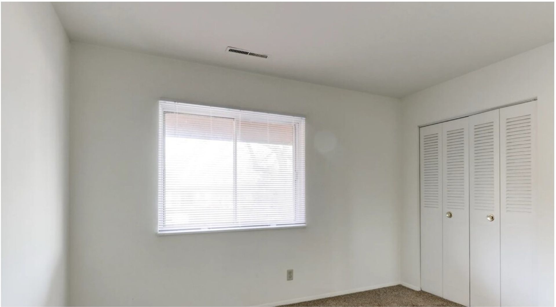 Elkhart Green Apartments master bedroom in Elkhart, IN